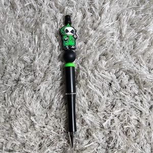 Skeleton beaded pen